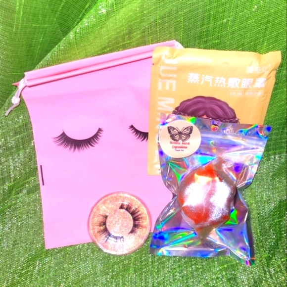 ποΈ Women's Make-up Style Setπβ¨οΈπ - Picture 2 of 9